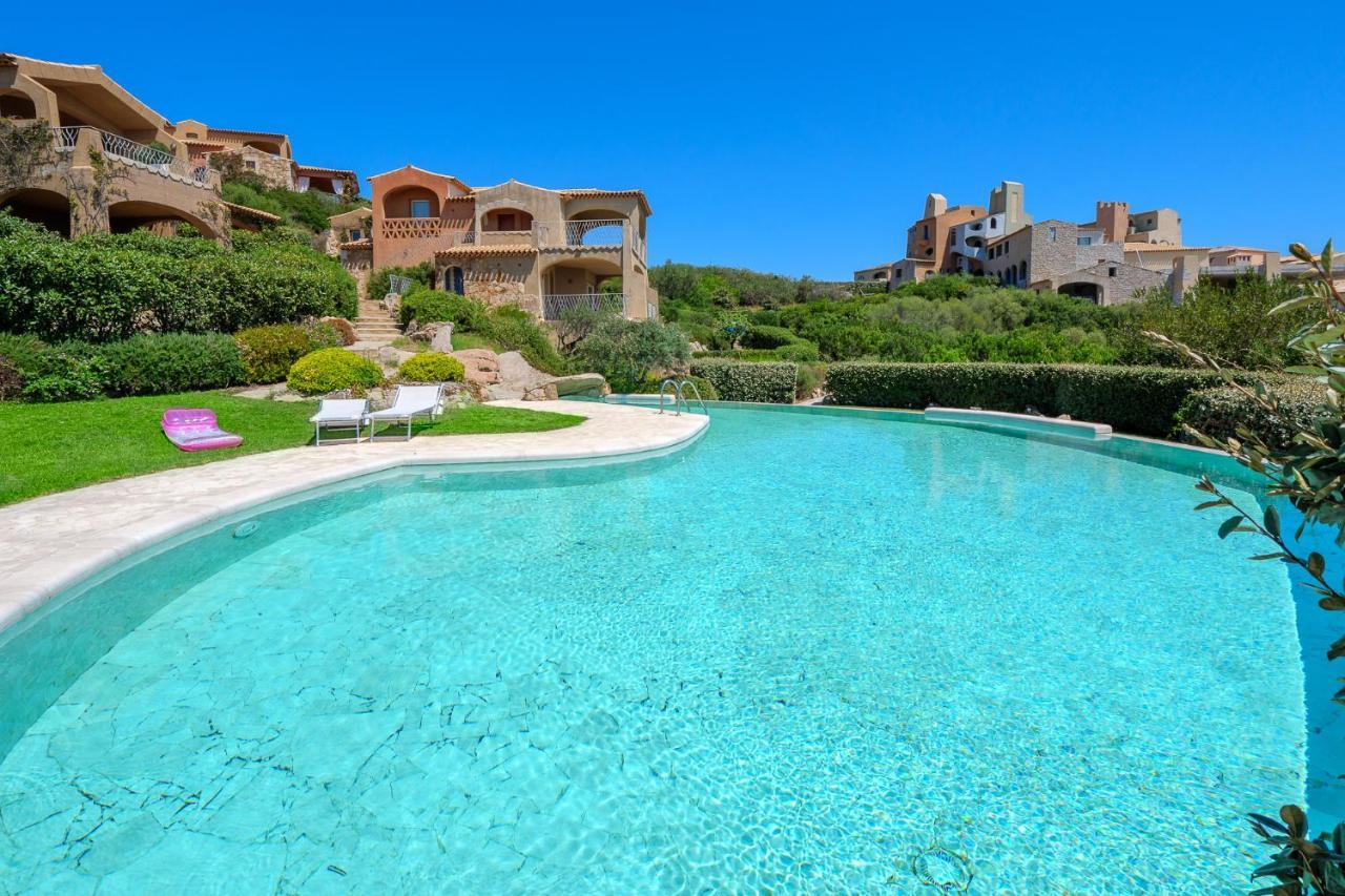 Villetta Azzurro - Sherdenia Luxury Apartments Marinella  Bagian luar foto
